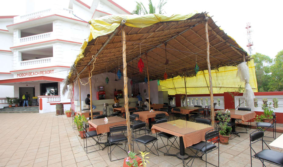 Mobor Beach Resort Goa Restaurant