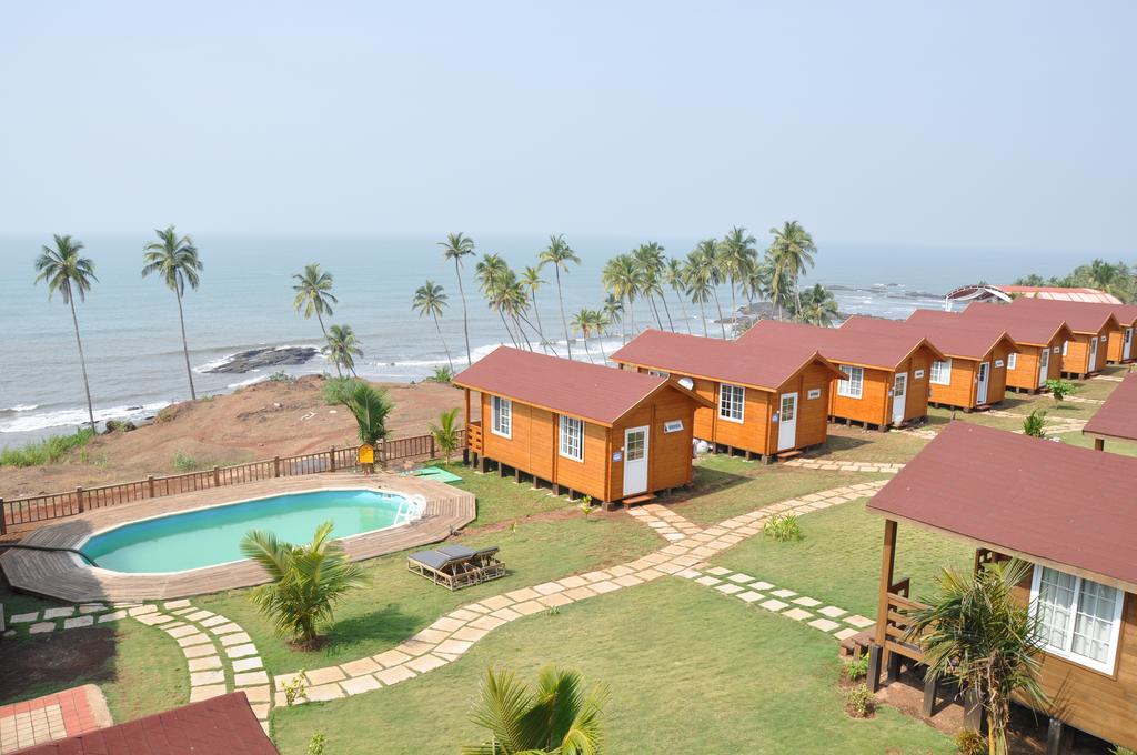 Ozran Heights Beach Resort Goa