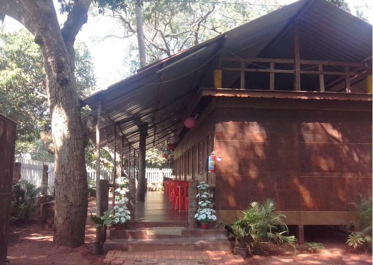 Veedika Wooden Cottage Goa