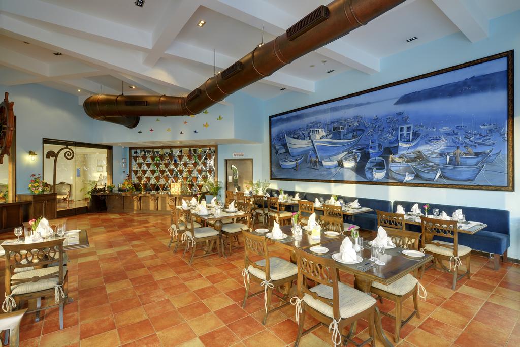The Crown Hotel Goa Restaurant