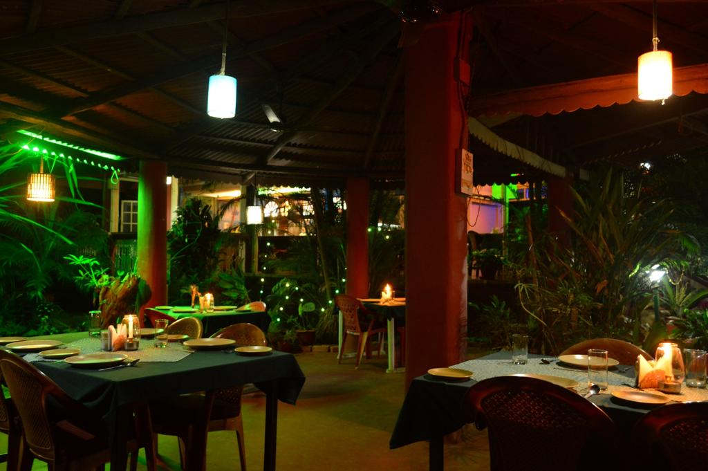 Palm Grove Cottage Goa Restaurant