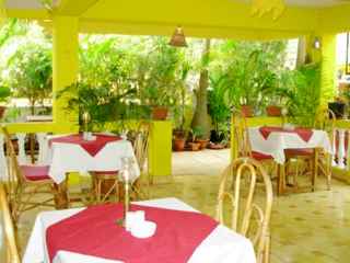 Shruti Beach Resort Goa Restaurant