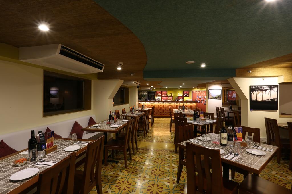 Grande Delmon Hotel Goa Restaurant