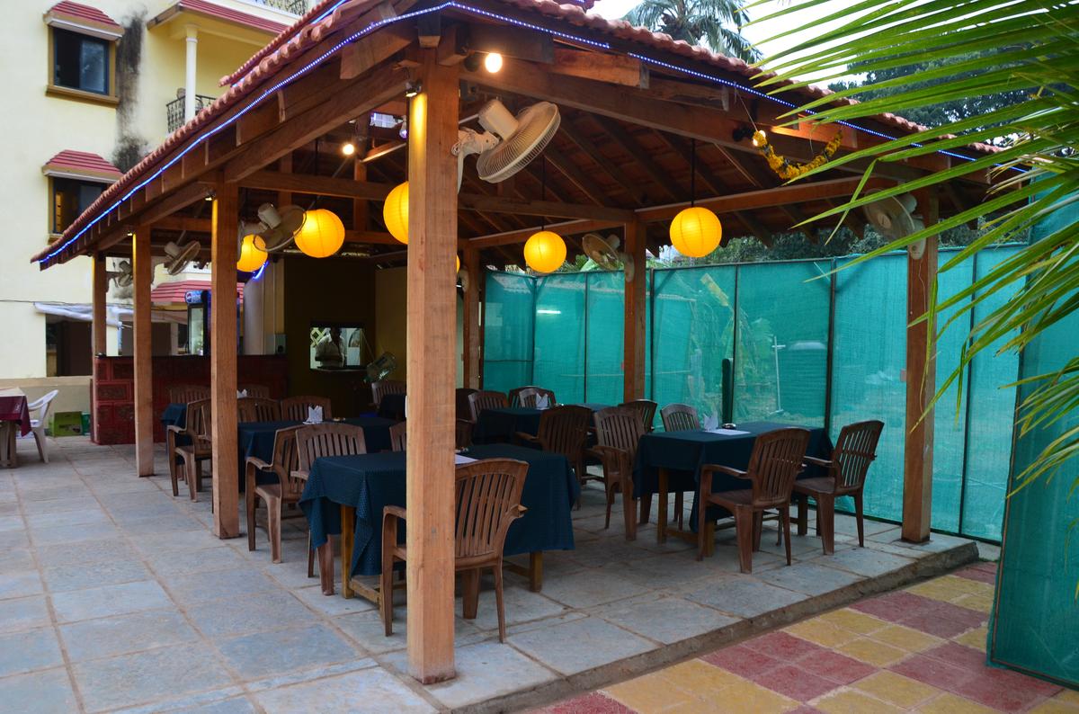 V Palms Resort Goa Restaurant
