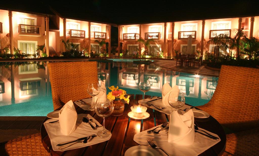 The Golden Crown Hotel And Spa Goa Restaurant