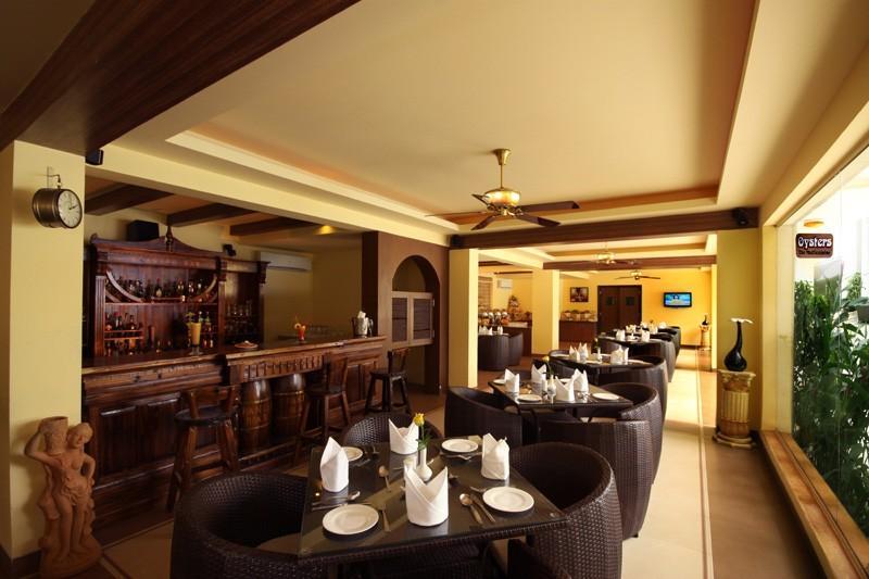 Meraden La Oasis Hotel Goa Restaurant