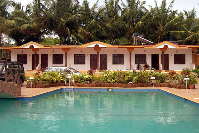 Alcove Beach Resort Goa
